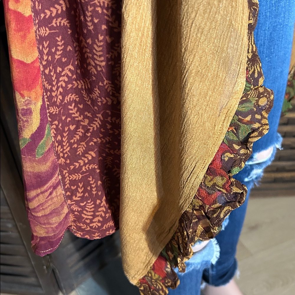 NWT YOUNG THREADS LAYER WRAP S NWT - image 5